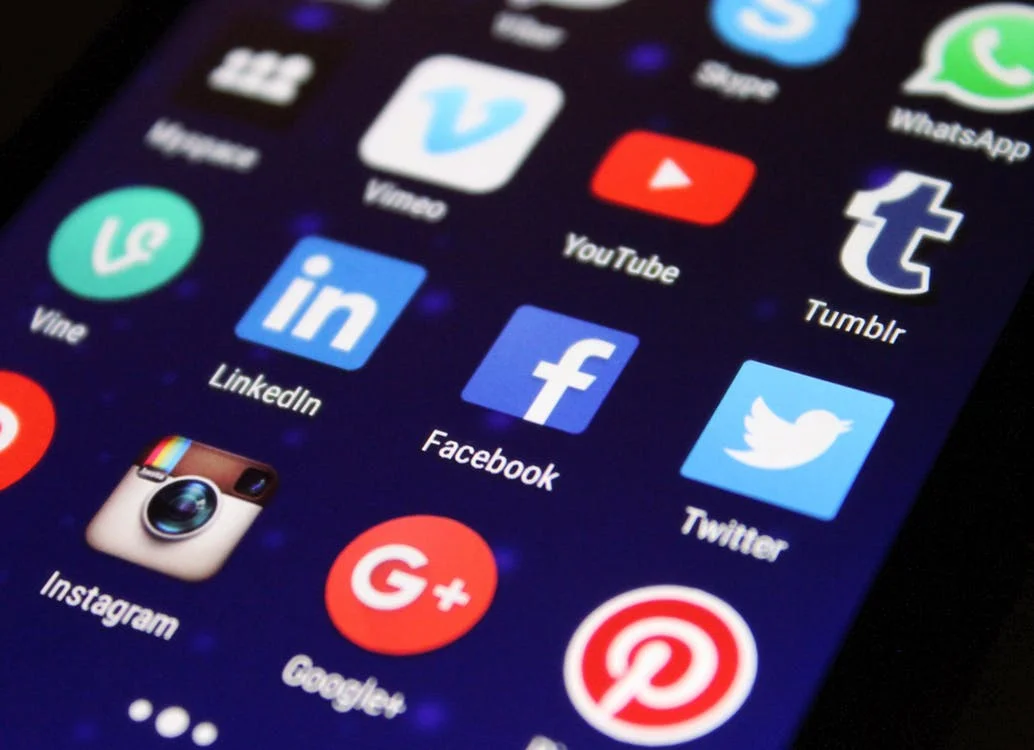 media - social network